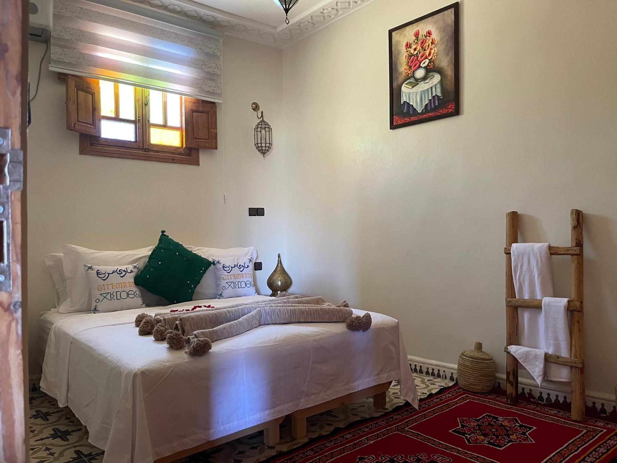 Gite Marbie Maison Rurale, Une Experience Naturelle Unique, Au Coeur Du Moyen Atlas, Maroc Kasba Tibouda المظهر الخارجي الصورة