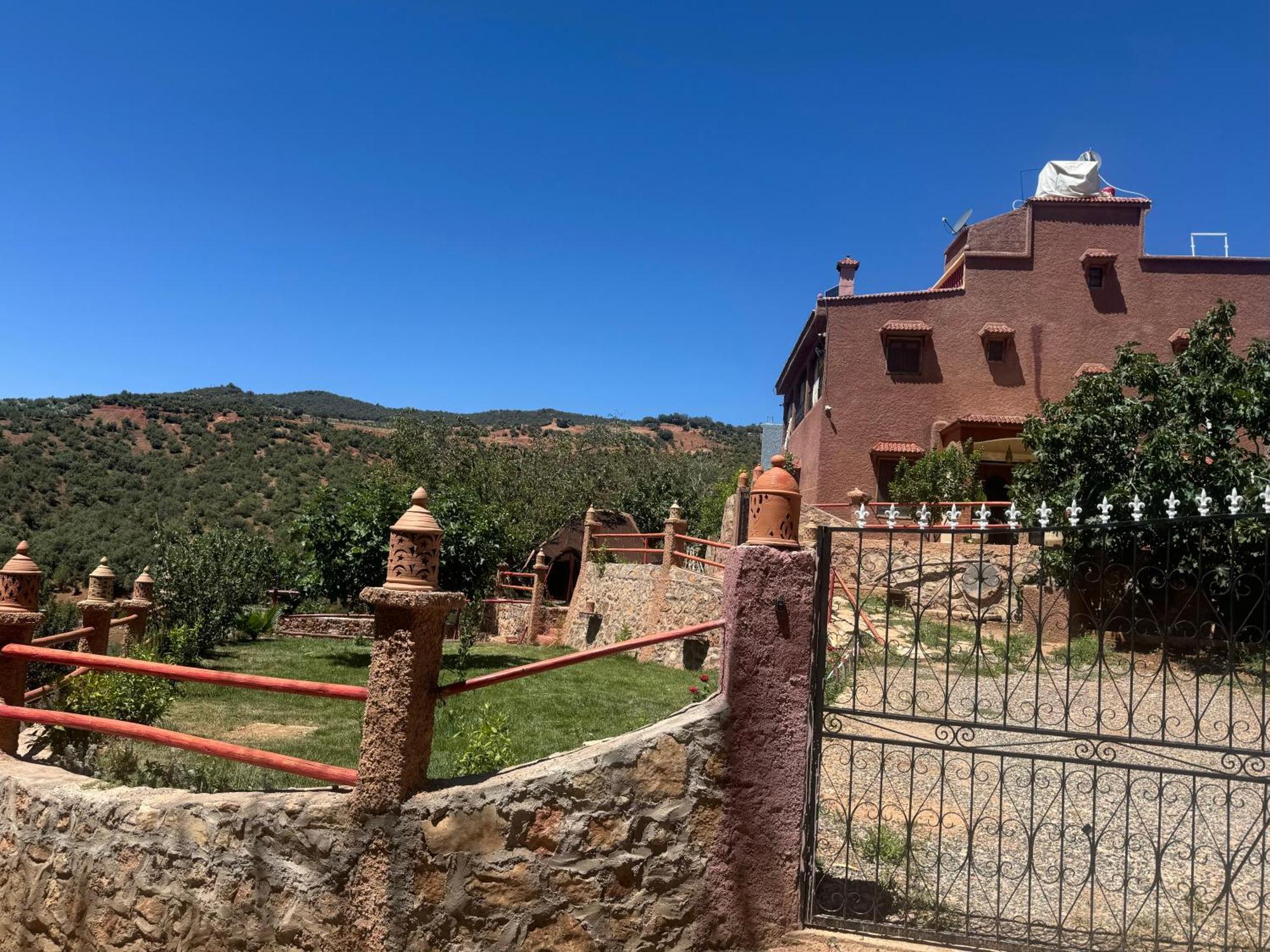 Gite Marbie Maison Rurale, Une Experience Naturelle Unique, Au Coeur Du Moyen Atlas, Maroc Kasba Tibouda المظهر الخارجي الصورة