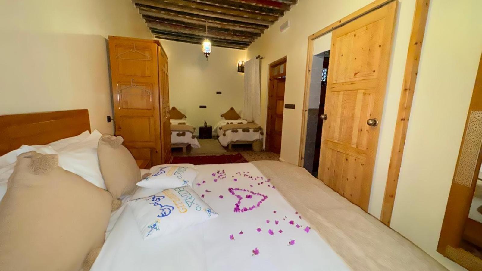 Gite Marbie Maison Rurale, Une Experience Naturelle Unique, Au Coeur Du Moyen Atlas, Maroc Kasba Tibouda المظهر الخارجي الصورة